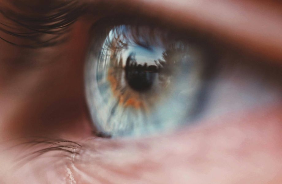 an eye to represent light adjustable lenses