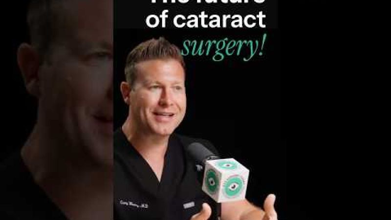 Male ophthalmologist explaining femtosecond laser precision in cataract surgery