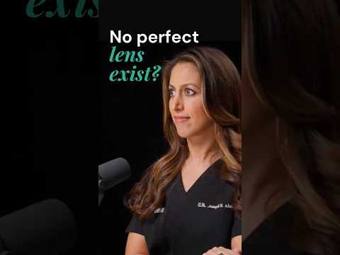 Female ophthalmologist discussing realistic expectations for a cataract surgery consultation