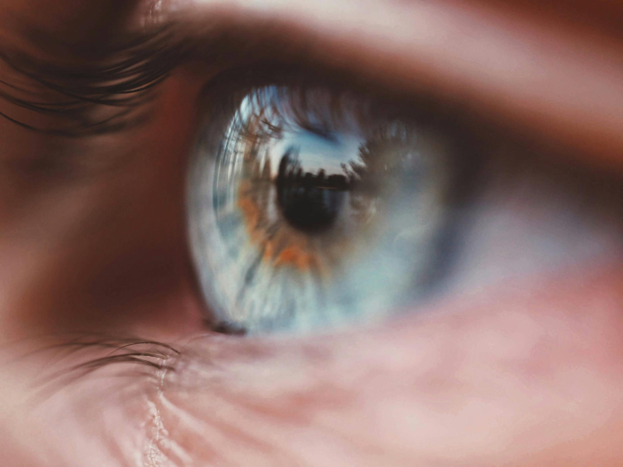 an eye to represent light adjustable lenses